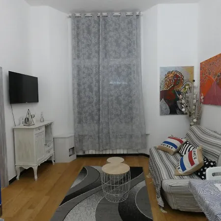 Casa Di Mo' Génova