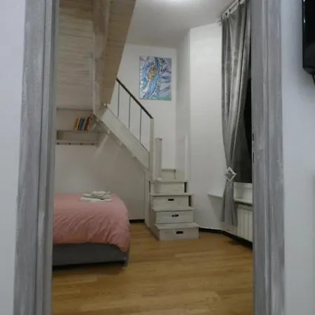 Casa Di Mo' Apartment Genoa